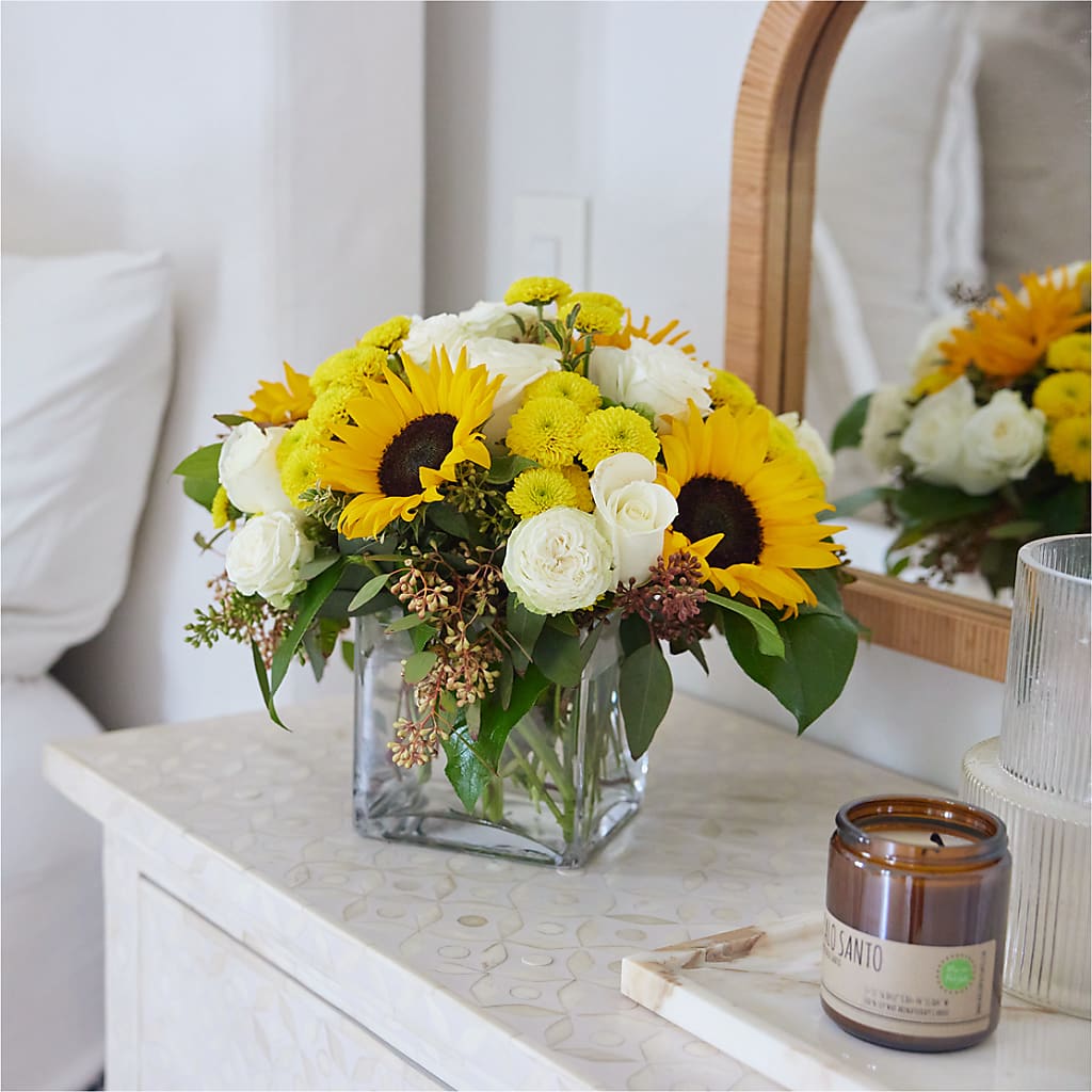 Luminous Morning Bouquet – Misrak Dicore And Event Organizer, Springfield VA