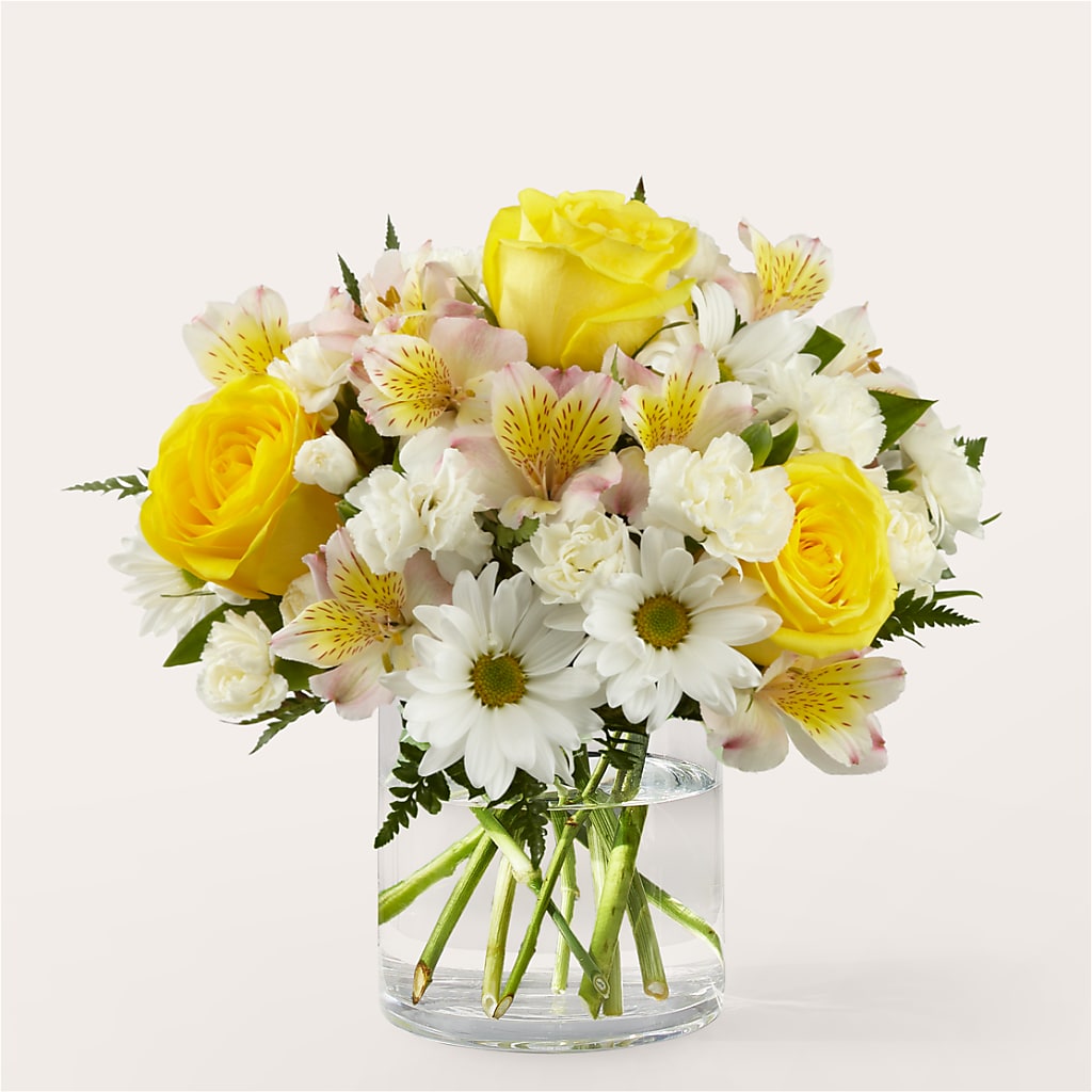 Gleeful Bouquet – Misrak Dicore And Event Organizer, Springfield VA