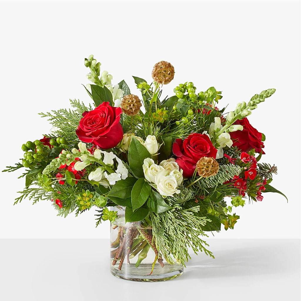 Deck the Halls Bouquet – Misrak Dicore And Event Organizer, Springfield VA