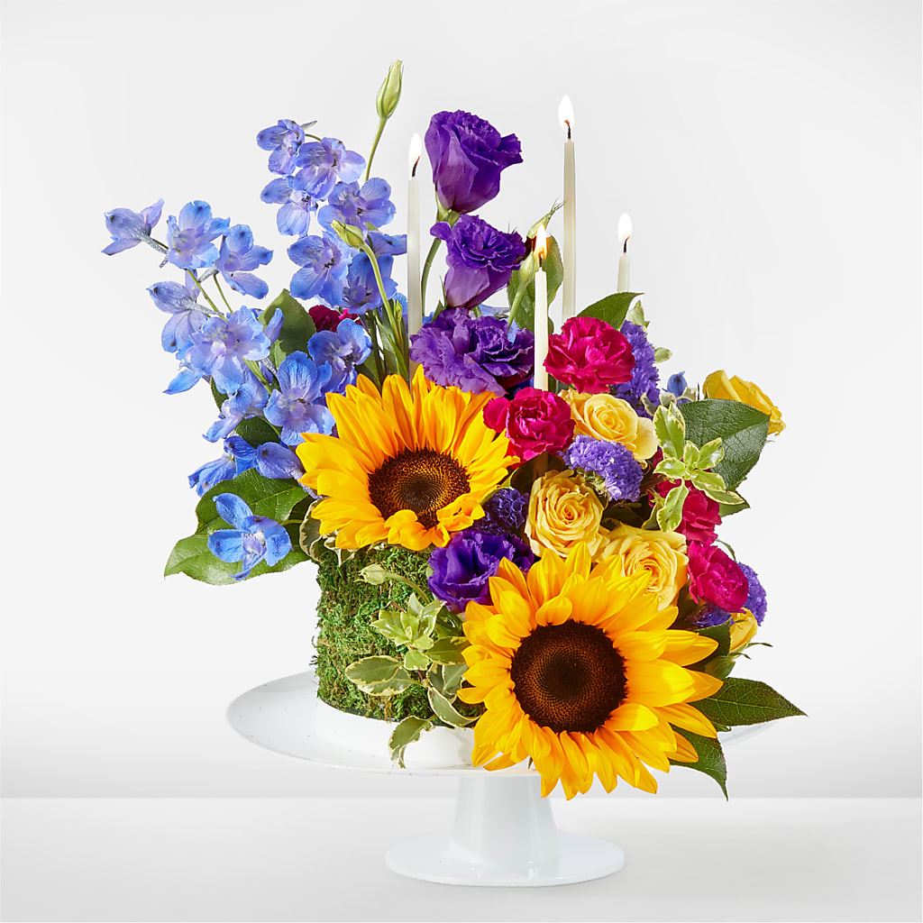 Star of the Day Floral Cake – Misrak Dicore And Event Organizer, Springfield VA