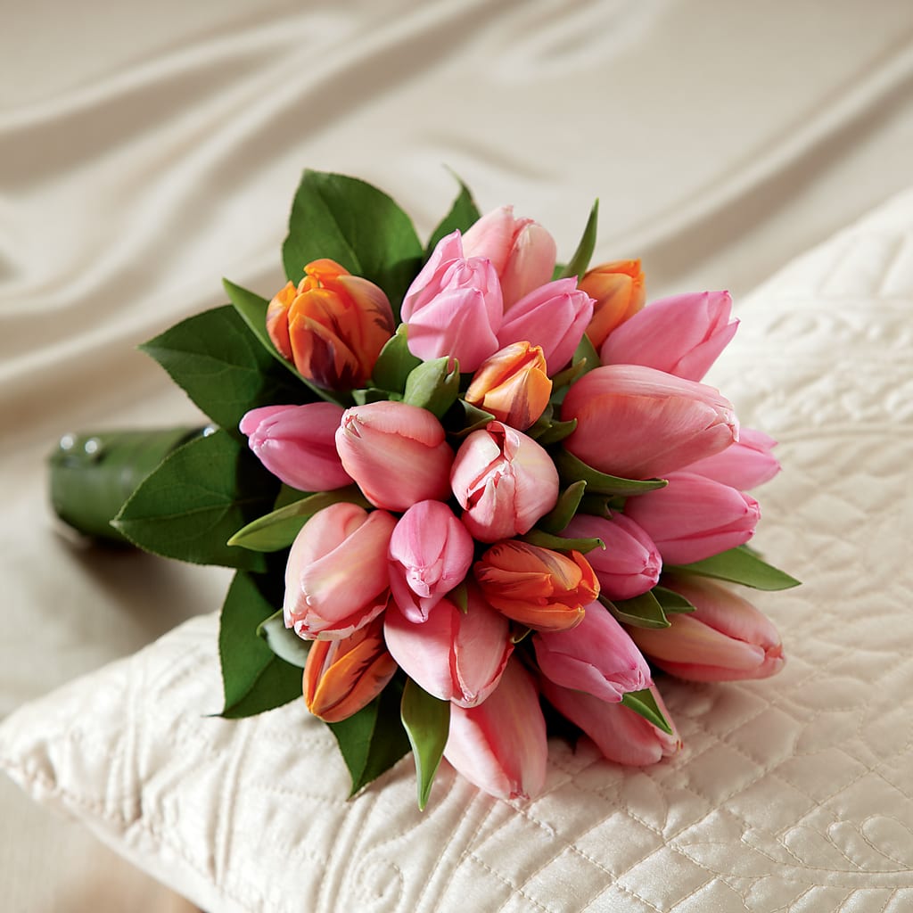 Embraceable Bouquet – Misrak Dicore And Event Organizer, Springfield VA